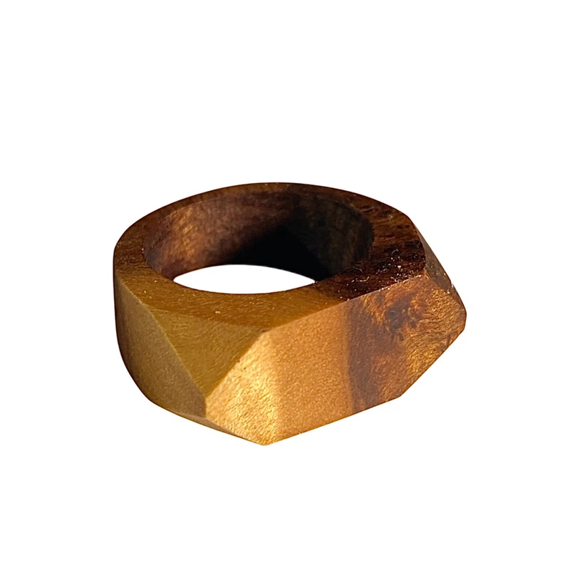 انگشتر مردانه مدل چوبی دستساز چند وجهی