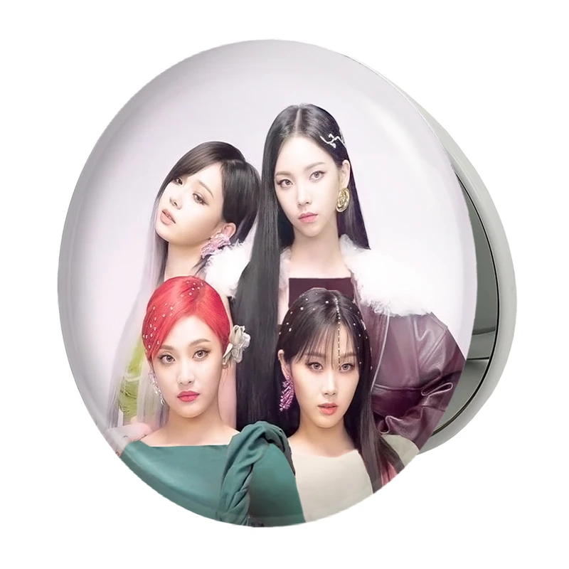 آینه جیبی خندالو طرح گروه آسپا Aespa مدل تاشو کد 12474 