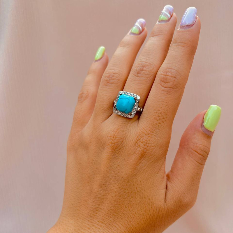 انگشتر زنانه مدل مربع نگین دار کد kr