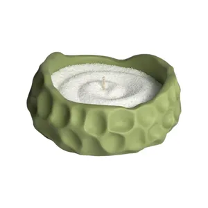 شمع لیوانی مدل 055 زمان اتمام 30 ساعت