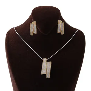 نیم ست نقره زنانه بازرگانی میلادی کد NTR_202