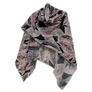 روسری زنانه مدل نخی چهارفصل کد 1500