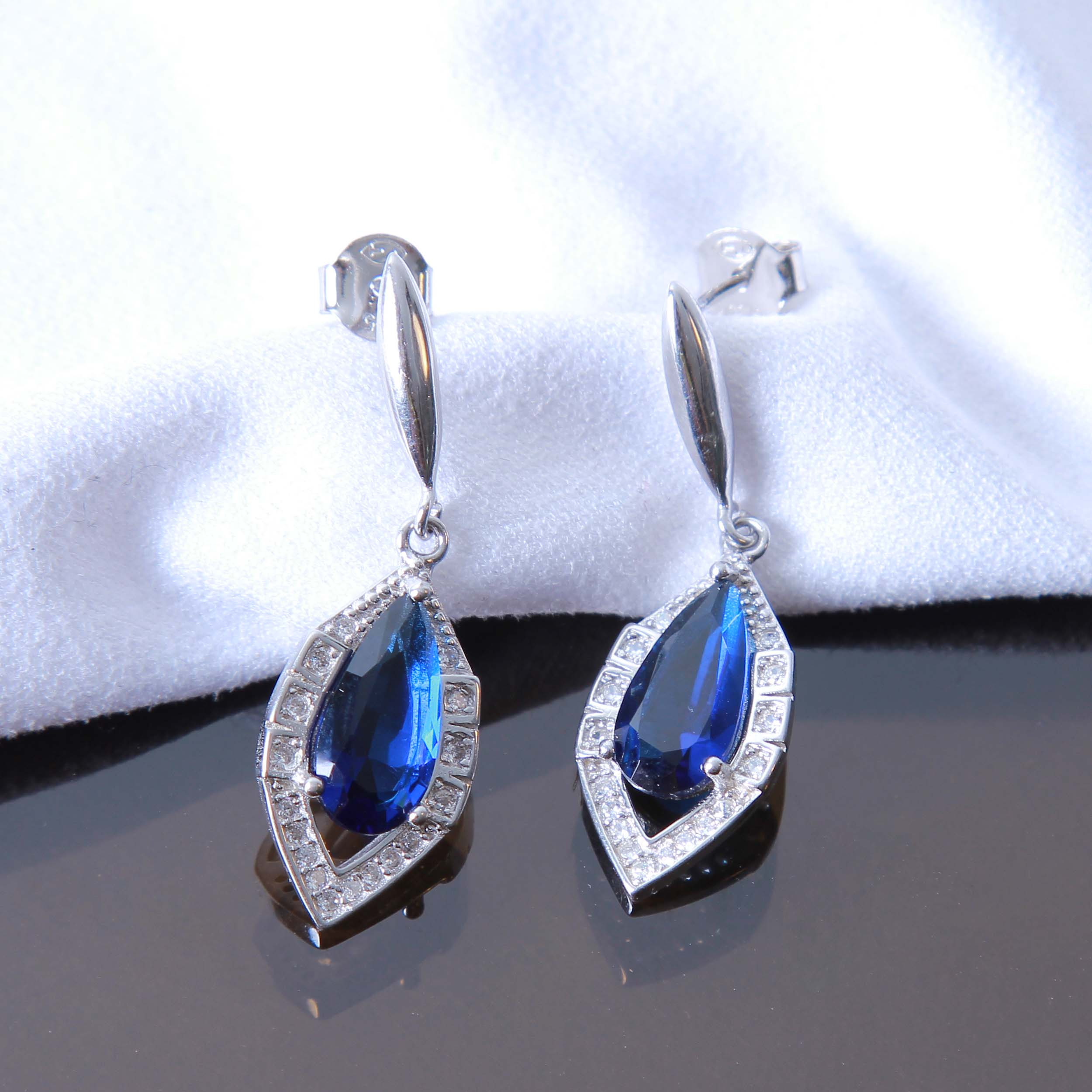 گوشواره نقره زنانه بازرگانی میلادی کد GZN_204