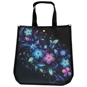 ساک دستی مدل دکمه‌ای طرح باغ گل