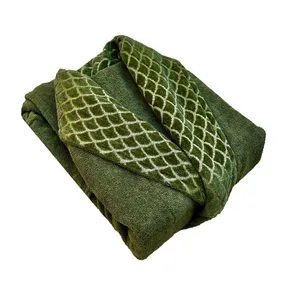 حوله پالتویی هنرمند مدل پونک سایز ۱۲۵