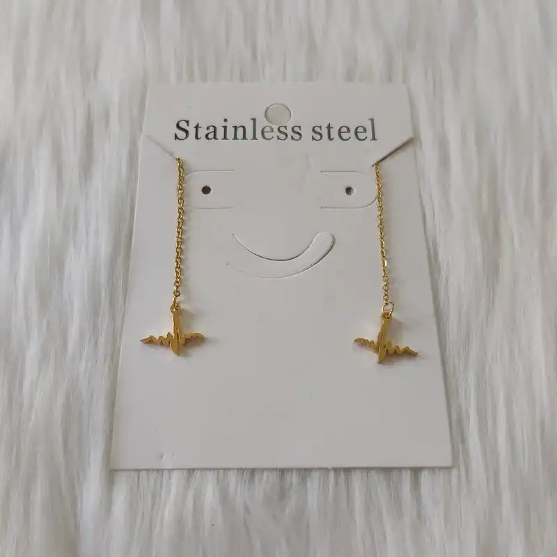 گوشواره زنانه مدل بخیه طرح ضربان کد Beat114