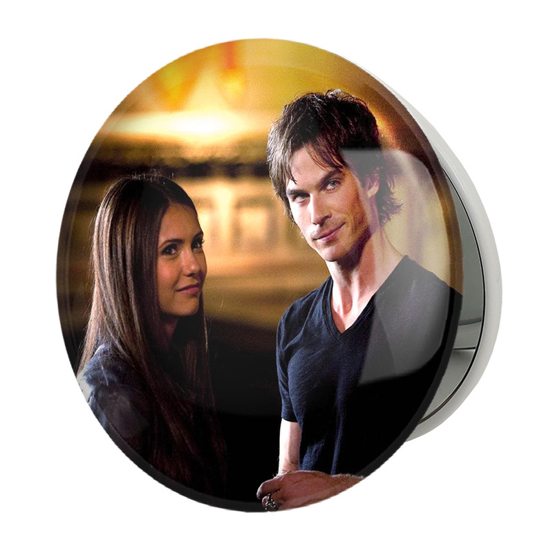 آینه جیبی خندالو طرح دیمون و الینا خاطرات یک خون آشام The Vampire Diaries مدل تاشو کد 23691 