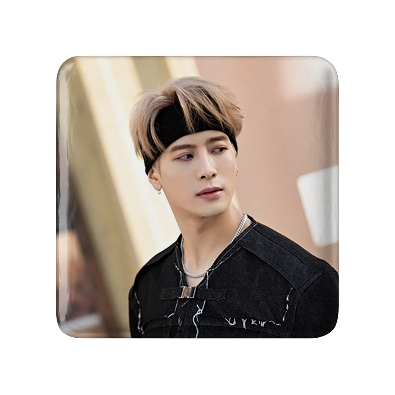 مگنت خندالو طرح جکسون وانگ گروه گات سون GOT7 کد 11634