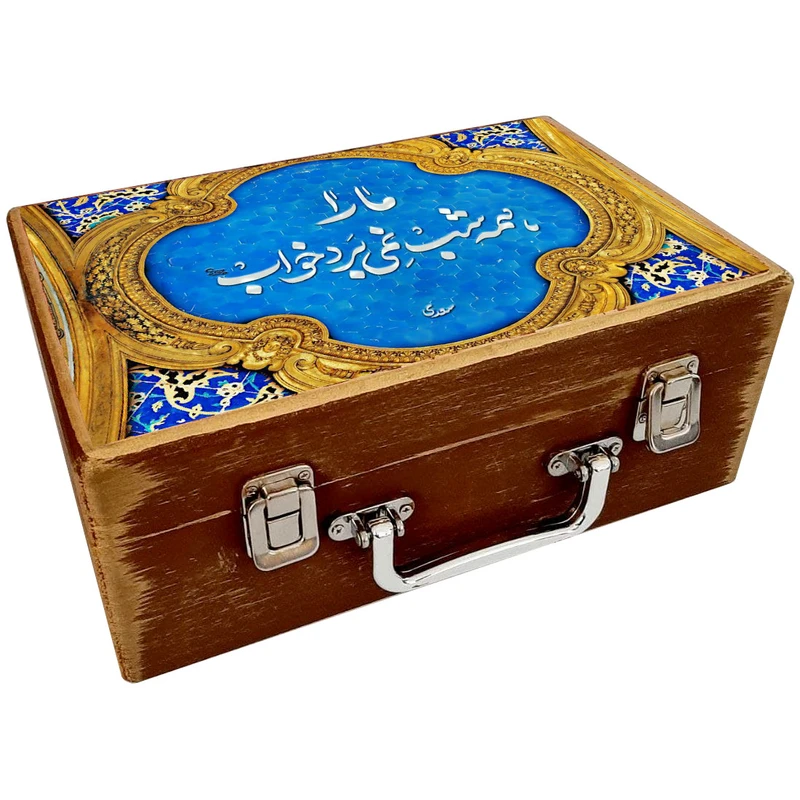 جعبه هدیه چوبی مدل چمدان طرح کاشی سنتی کد WS158