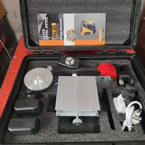 تراز لیزری پالاس مدل 360 تراز لیزری پالاس مدل 360