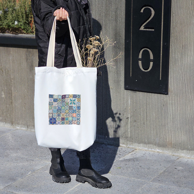 ساک خرید پارچه ای خندالو طرح کاشی مدل توت بگ کد 51