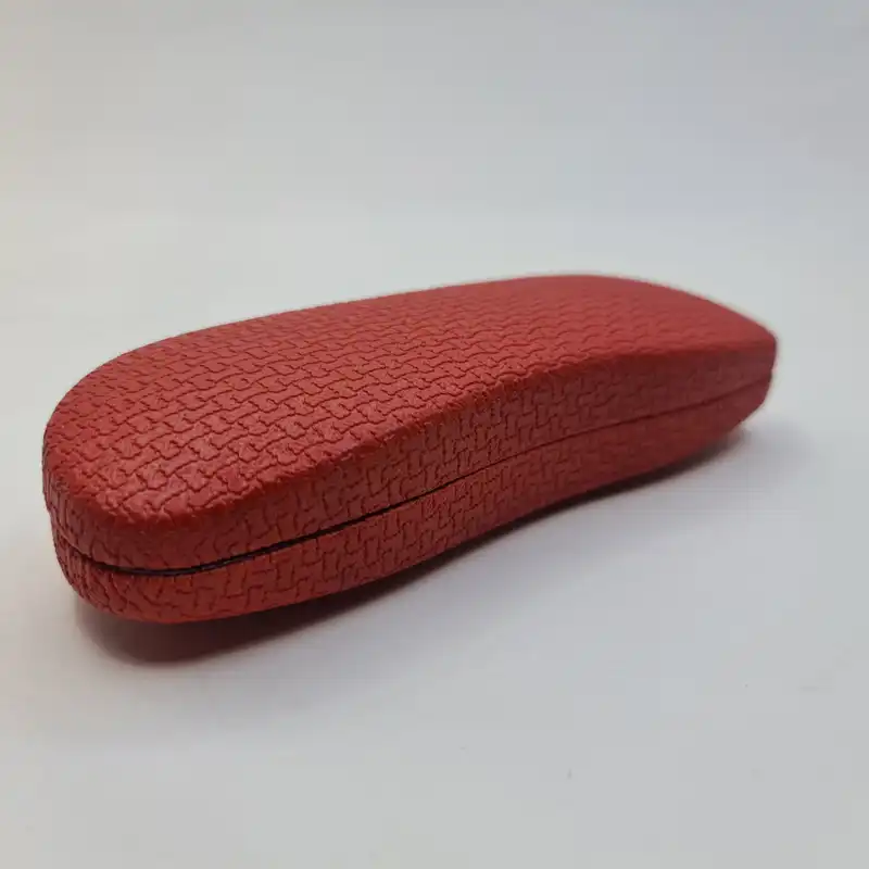 قاب عینک مدل طبی طرح بال پروانه