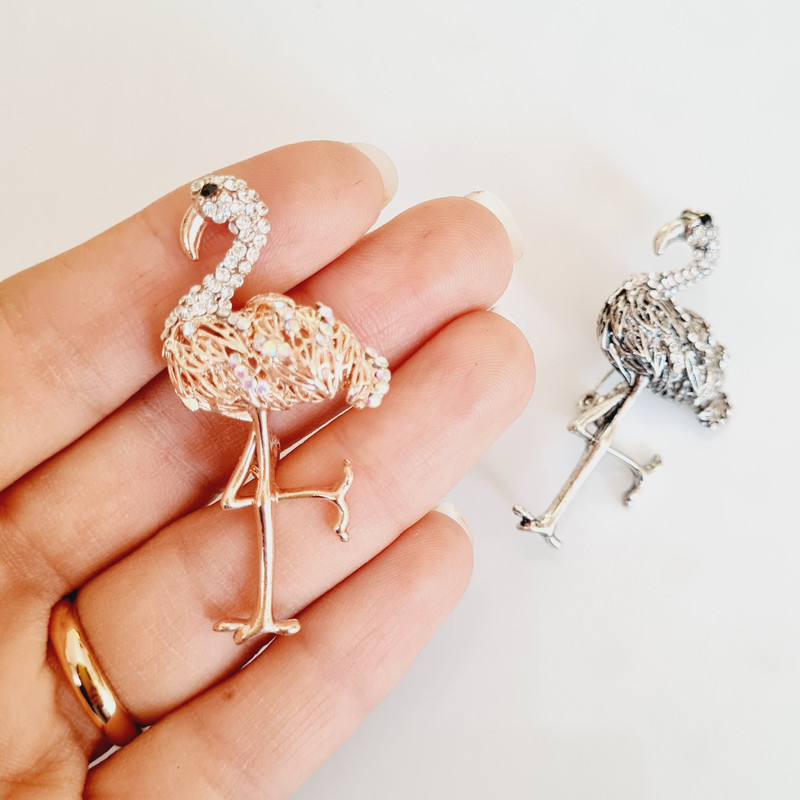 سنجاق سینه دخترانه فشن مدل فلامینگو