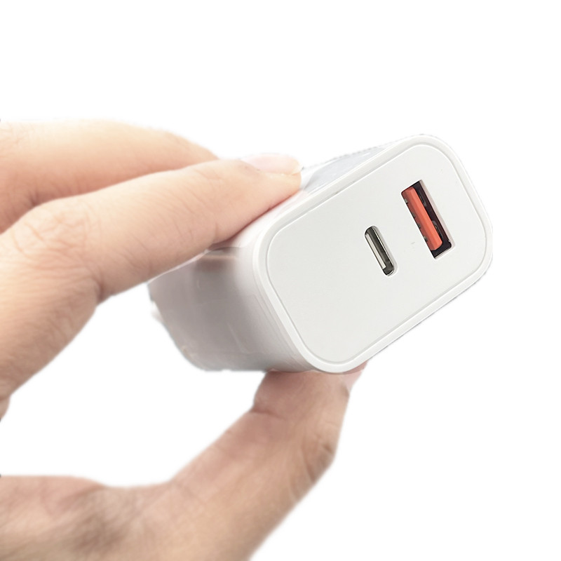 شارژر دیواری 20 وات کی نت مدل ‍K-WCUAUC20W