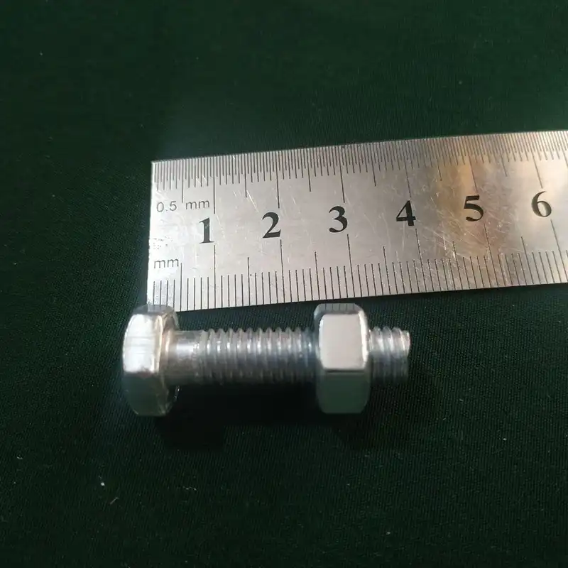 پیچ و مهره مدل PM8  بسته 4 عددی