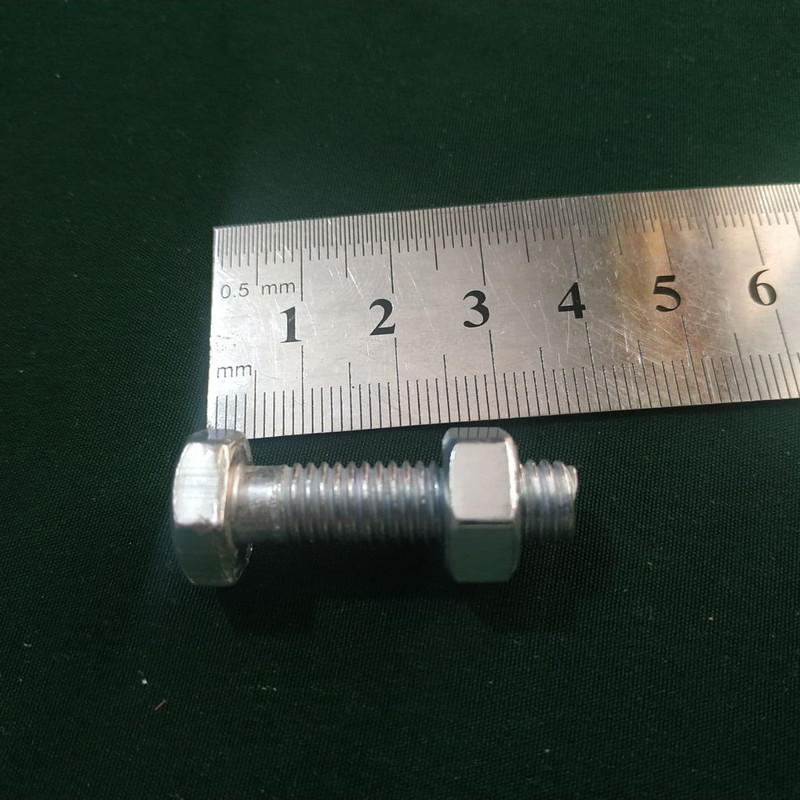 پیچ و مهره مدل PM8  بسته 4 عددی