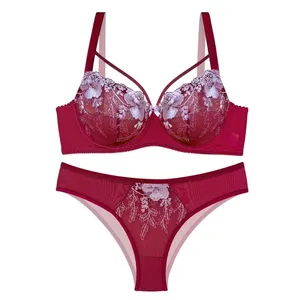 ست شورت و سوتین زنانه مدل انوشه کد 50002 رنگ زرشکی 