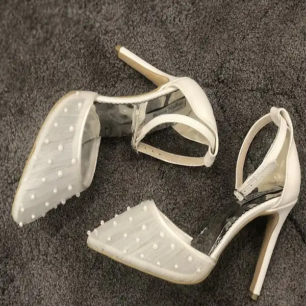 کفش زنانه مدل پلیسه مرواریدی