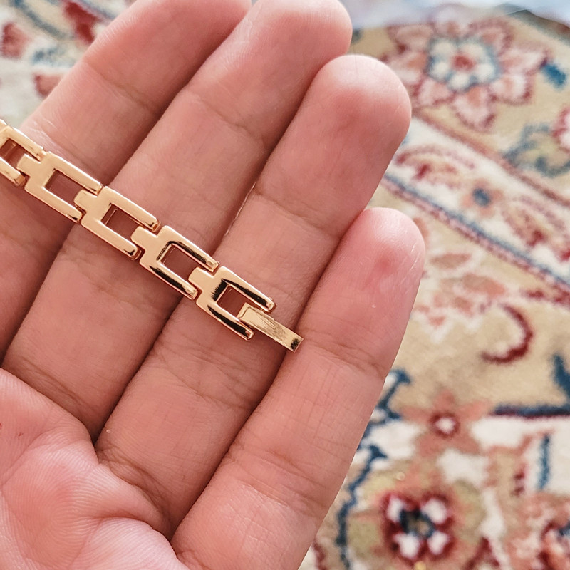 ساعت مچی عقربه ای دخترانه مدل نگین دار کد 02 ساعت مچی عقربه ای دخترانه مدل نگین دار کد 02