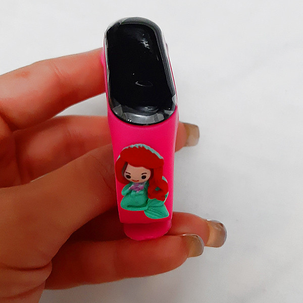 ساعت مچی دیجیتال مدل لمسی کد 800