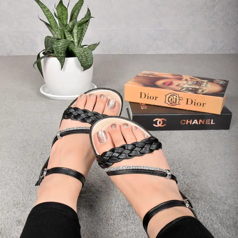 صندل زنانه مورتی مدل BK.2758