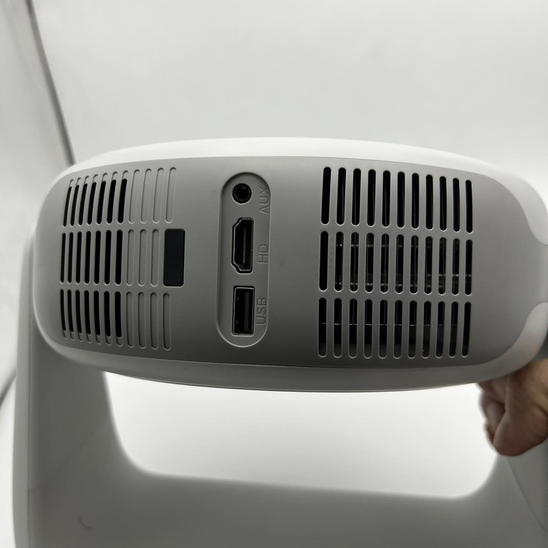 ویدئو پروژکتور مدل شارژی کد Camping