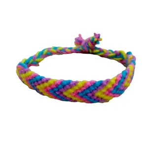 دستبند زنانه مدل 08576