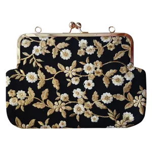      کیف سوزن دوزی مدل فرحناز