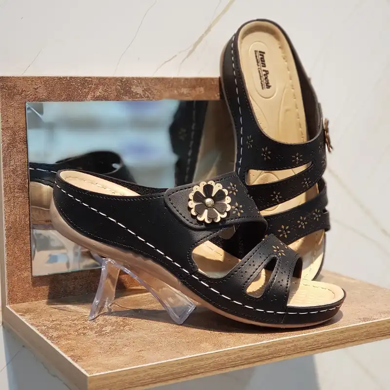 دمپایی زنانه مدل طبی کد 035 رنگ مشکی