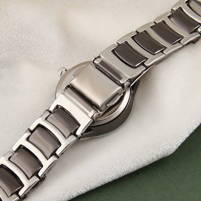 ساعت مچی عقربه ای زنانه مدل مدرن بند استیل شیک کد WHW_261