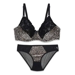 ست شورت و سوتین زنانه مدل مخمل پلنگی