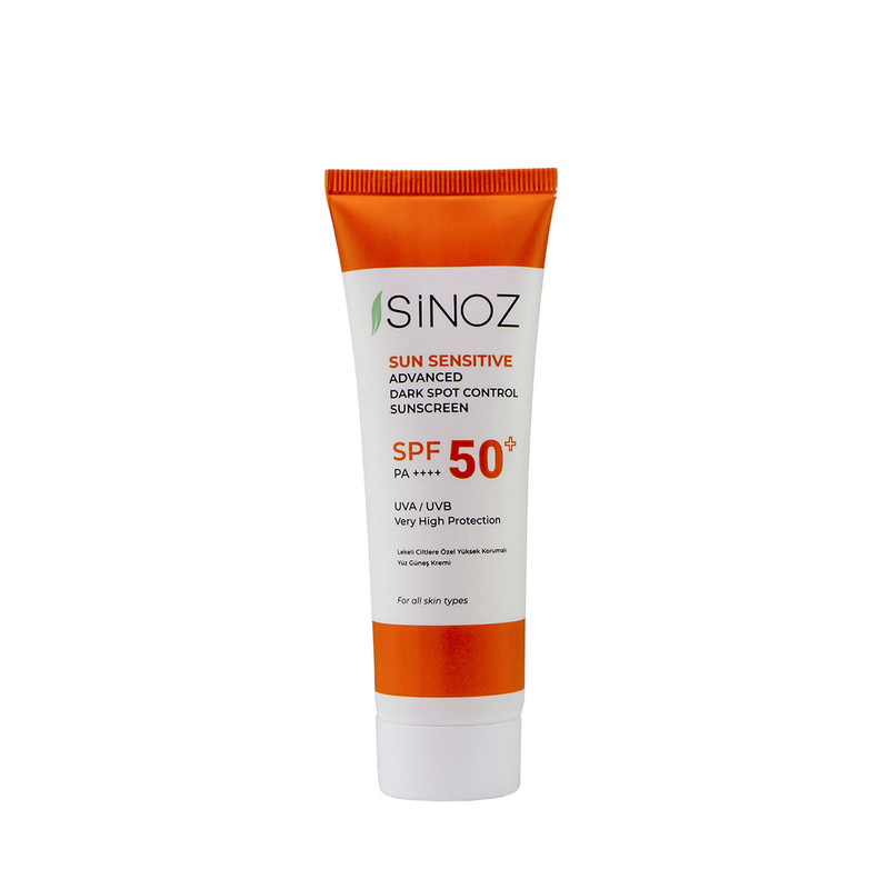 کرم ضد آفتاب بی رنگ سینوز SPF 50 مدل پلاس مناسب انواع پوست حجم 50 میلی لیتر