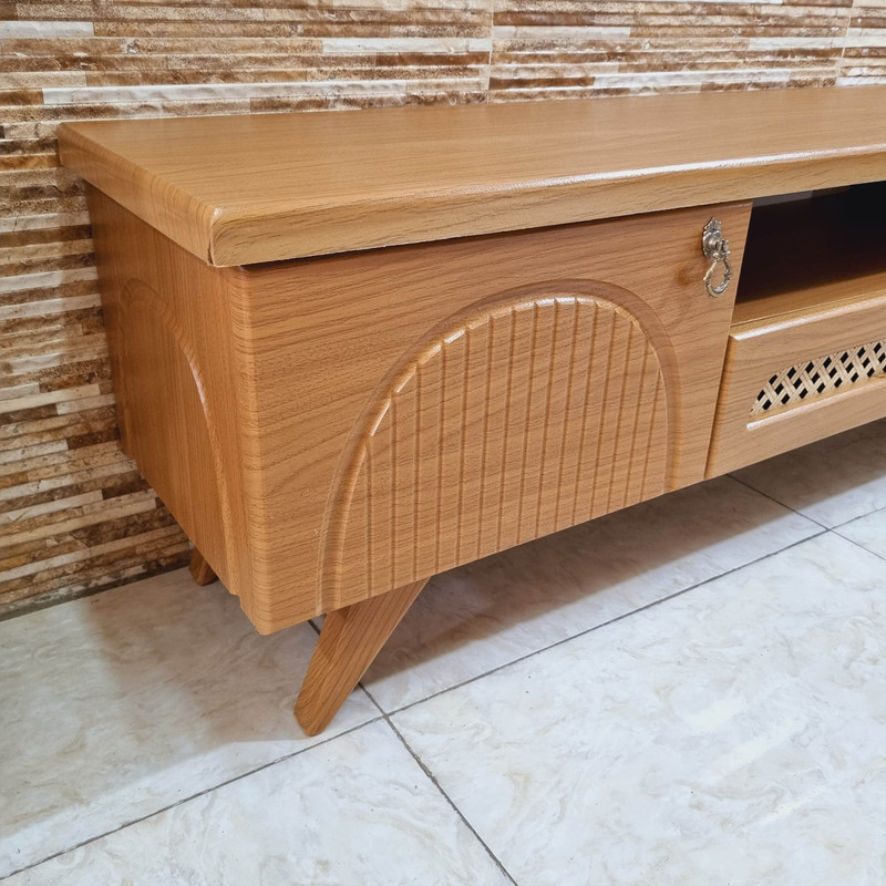 میز تلویزیون شبستان مدل 2174 مناسب برای تلویزیون تا 65 اینچ