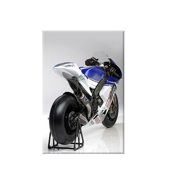 موتور بازی مدل YAMAHA YZR-M1 WORLD CHAMPION 2008