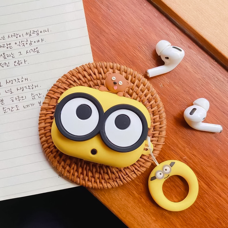 کاور لوکسار مدل Minion -2050 مناسب برای کیس اپل ایرپاد پرو 2