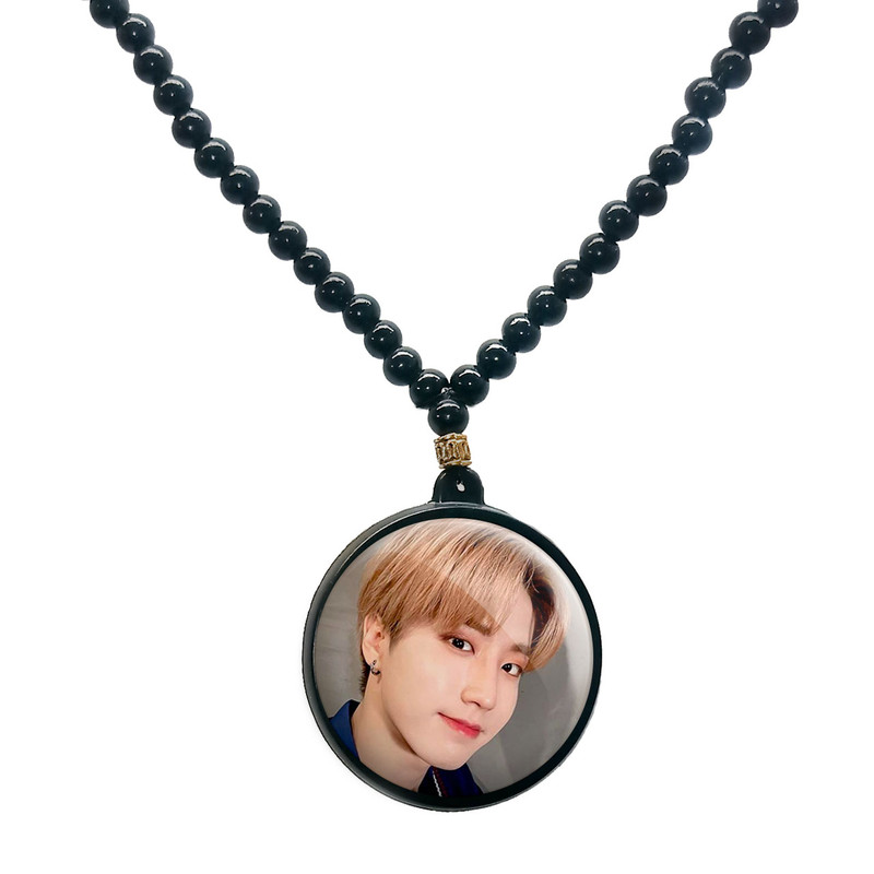 گردنبند پرمانه طرح straykids کد pmd.12288 مدل دو طرفه