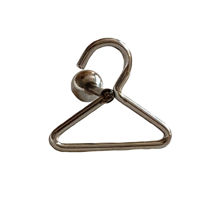 پیرسینگ گوش مدل چوب لباسی