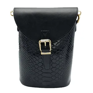 کیف رودوشی زنانه مدل kdss