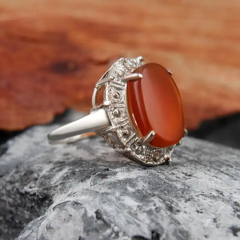 انگشتر نقره زنانه بازرگانی میلادی مدل عقیق سرخ رکاب سیلندری کد AW_686