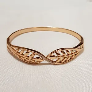 دستبند زنانه ژوپینگ مدل گل گندم 57 3250