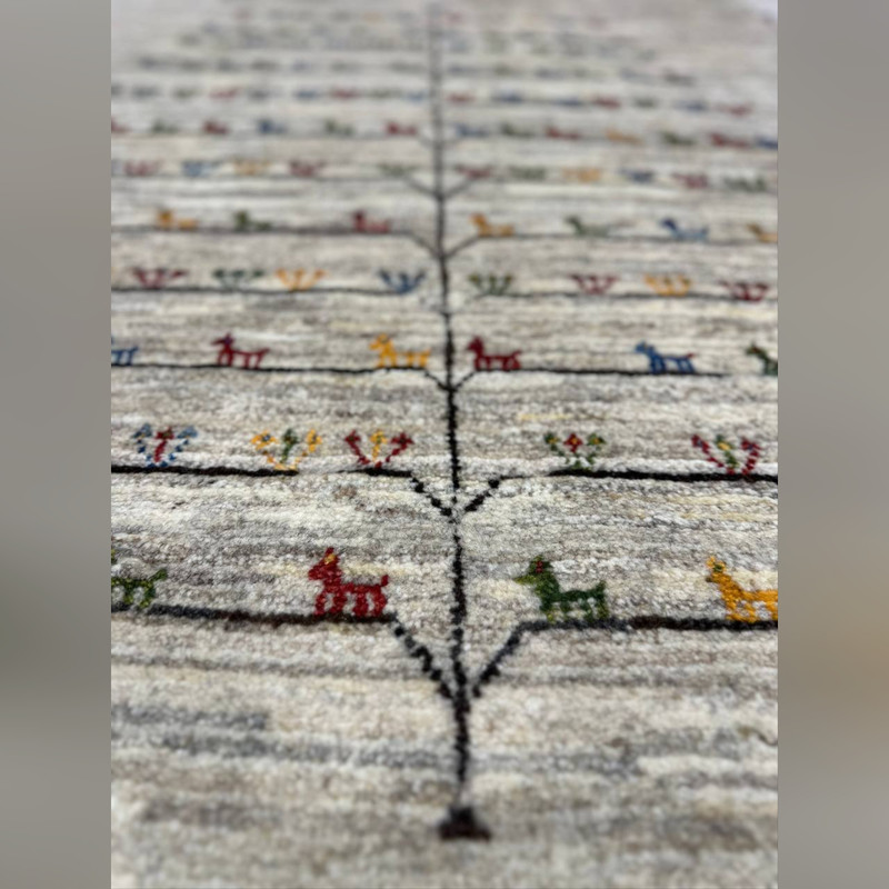 گبه سنتی دستبافت قشقایی دو متری طرح درخت زندگی مدل G11 زمینه کرم