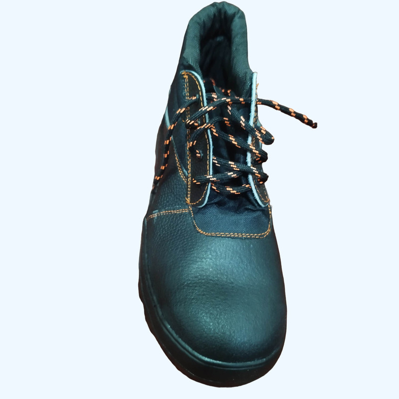 کفش ایمنی نادر مدل فولاد کد NA-4-2 کفش ایمنی نادر مدل فولاد کد NA-4-2