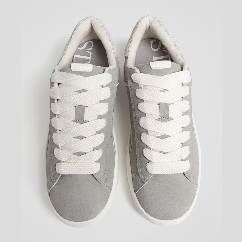 کفش روزمره زنانه استرادیواریوس مدل 2025