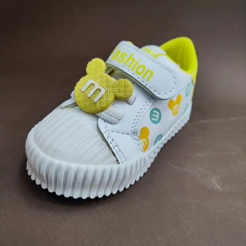 کفش مخصوص پیاده روی مدل 2025 kp