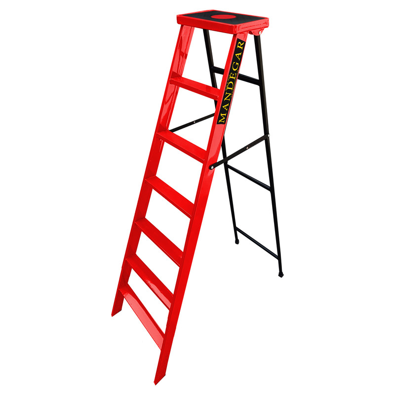 نردبان 7 پله ماندگار مدل دنا