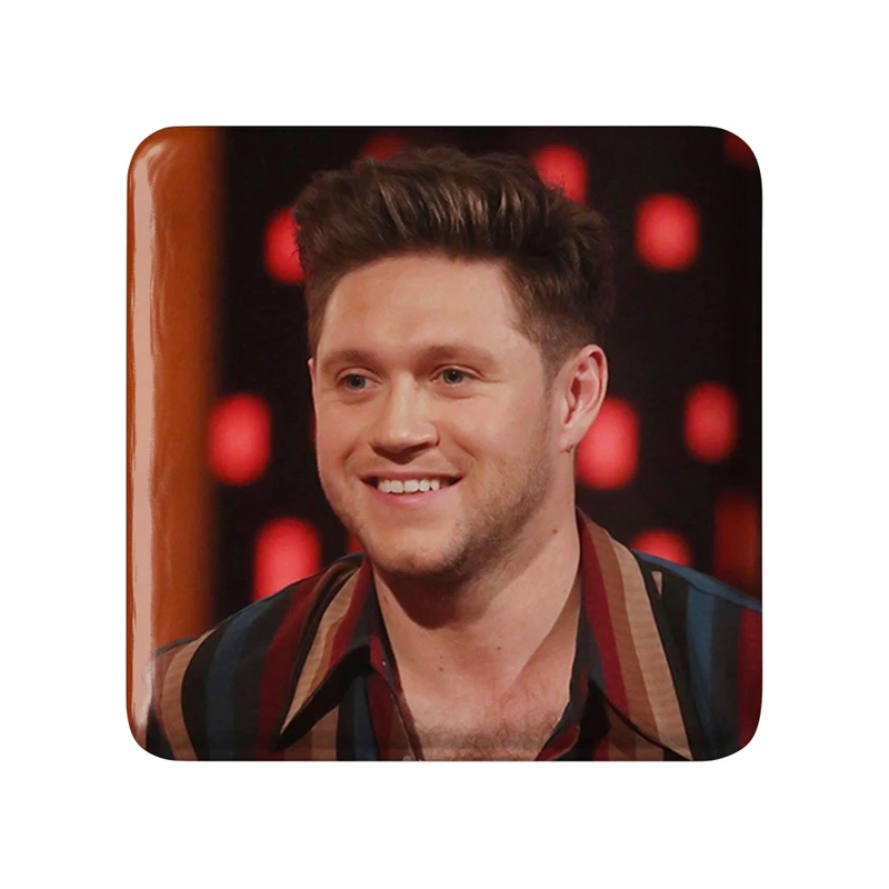 مگنت خندالو طرح نایل هوران گروه موسیقی وان دایرکشن One Direction مدل مربعی کد 18897