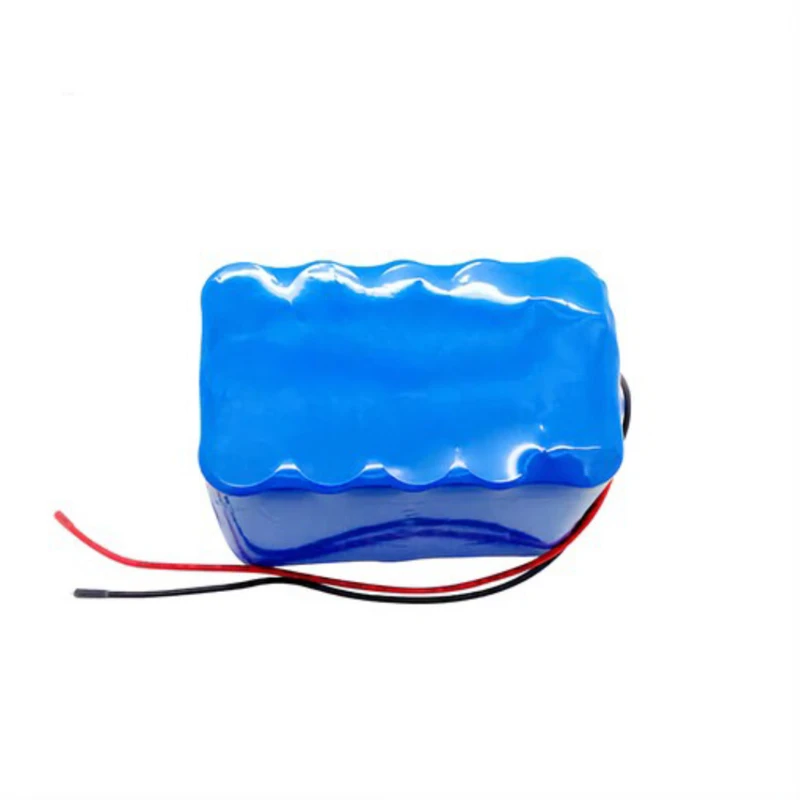 باتری لیتیوم فسفات قابل شارژ مکسل کد 32700  ظرفیت 96000 میلی آمپرساعت بسته 16 عددی