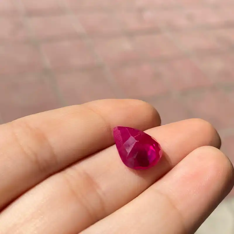 سنگ یاقوت مدل آفریقایی کد 3 ب