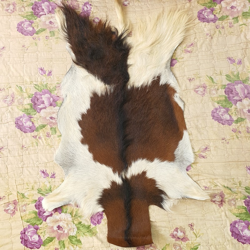 فرش پوست مدل Nixo 8147