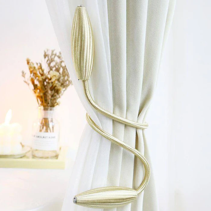 عکس شماره 6 : پرده جمع کن مدل نیزه ای کد ch113